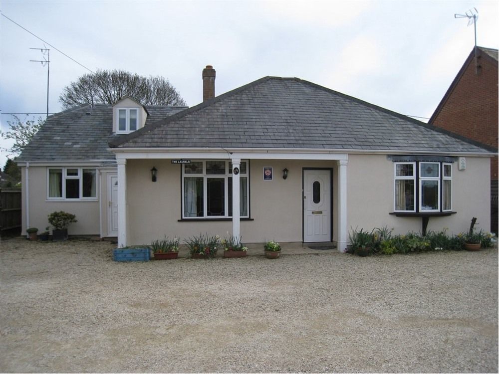 Laurels Guesthouse Witney Buitenkant foto